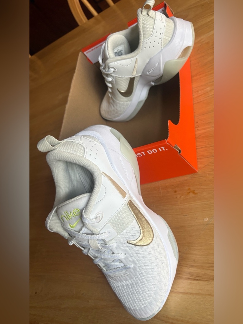 Nike Womens White and Gold Athletic Sneakers